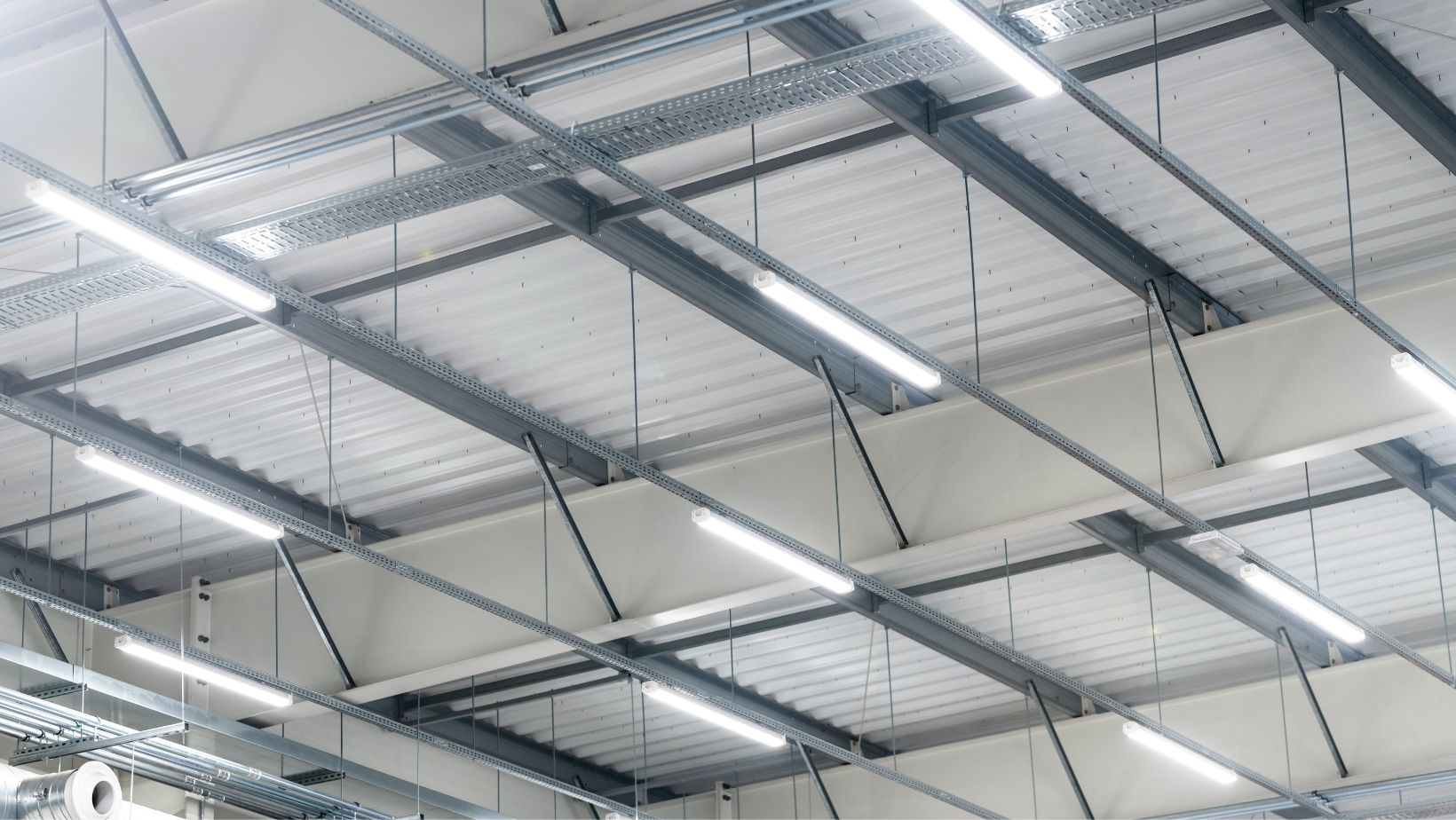 6 Reasons Why You Should Go for LED strip Lights in Warehouses